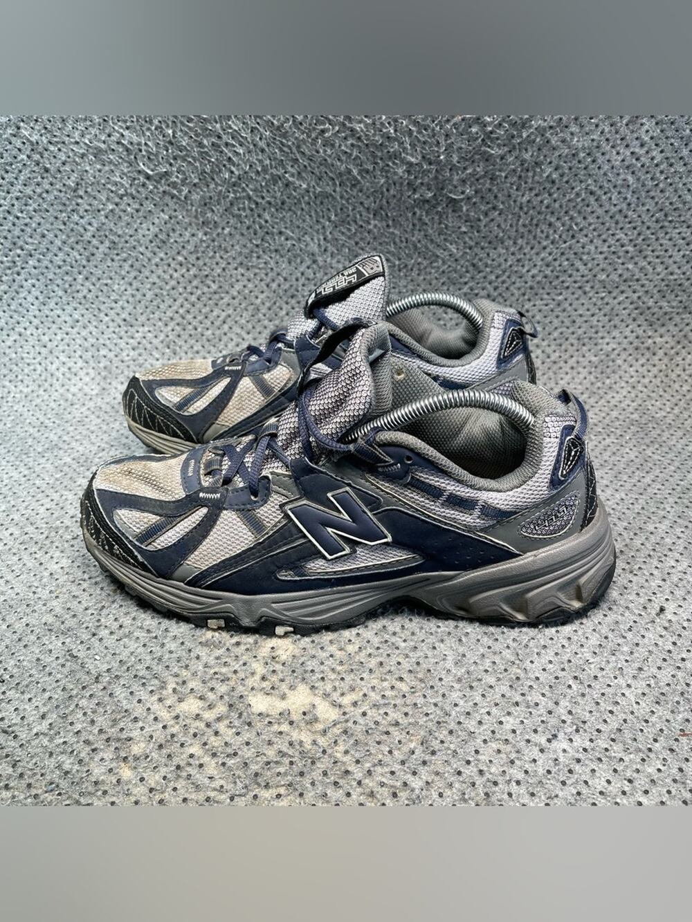 New Balance MT411 Black Mesh Running Shoes Size 8.5 Mens